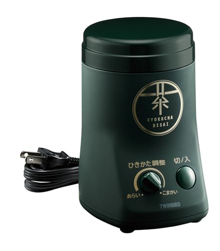お茶の成分を粉末緑茶でまるごと摂取。 料理のアレンジにも使えるレシピブック付属 製品寸法: 98*115*155mm 消費電力: 55W 本体重量: 730g 最大調理量: 10g(緑茶)