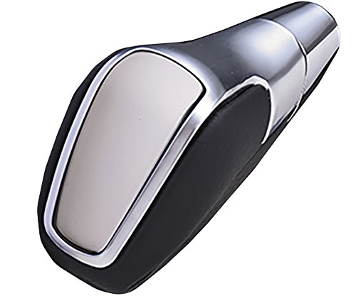 純正シフトノブはコンパクトすぎて操作しづらい! そんな悩みをLANBOプレミアムシフトノブを装着することで解消されます。 ボディはシルバーメッキ*レザーとのコンビで設計。 高級感アップとルックスも見違